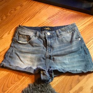 Size 9 Indigo Rein shorts